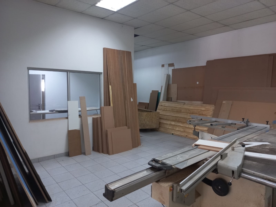 To Let commercial Property for Rent in Paarden Eiland Western Cape